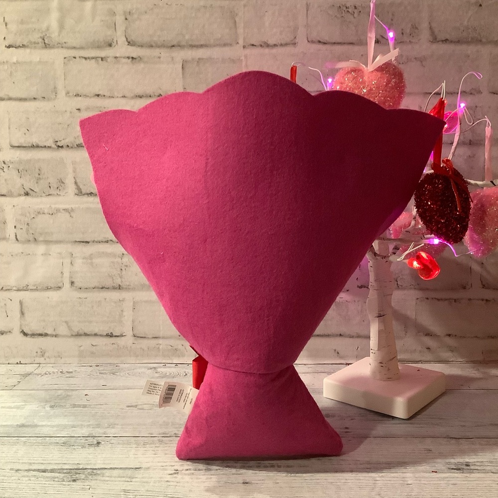Snoopy & Woodstock Plush Gift Valentine Bouquet - Picture 5 of 5